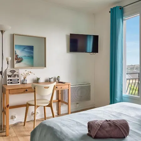 Apartment Le Leon 12 Joli Avec Balcon Situe A *